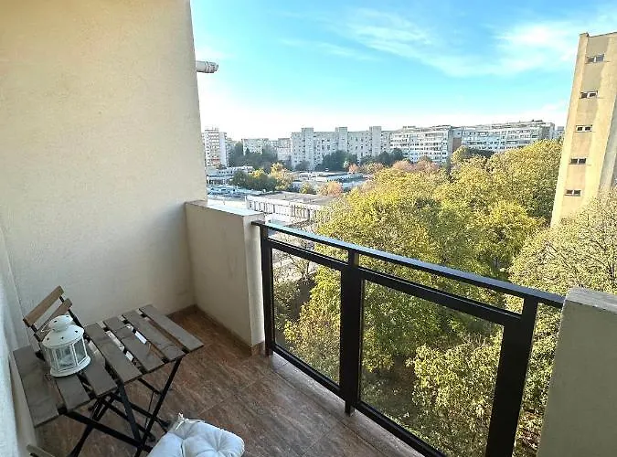 Tree House Bucarest
